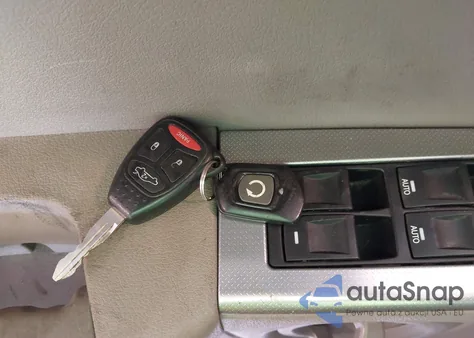 2006 Jeep Commander из США, поврежденный, VIN 1J8HG48K76C332318